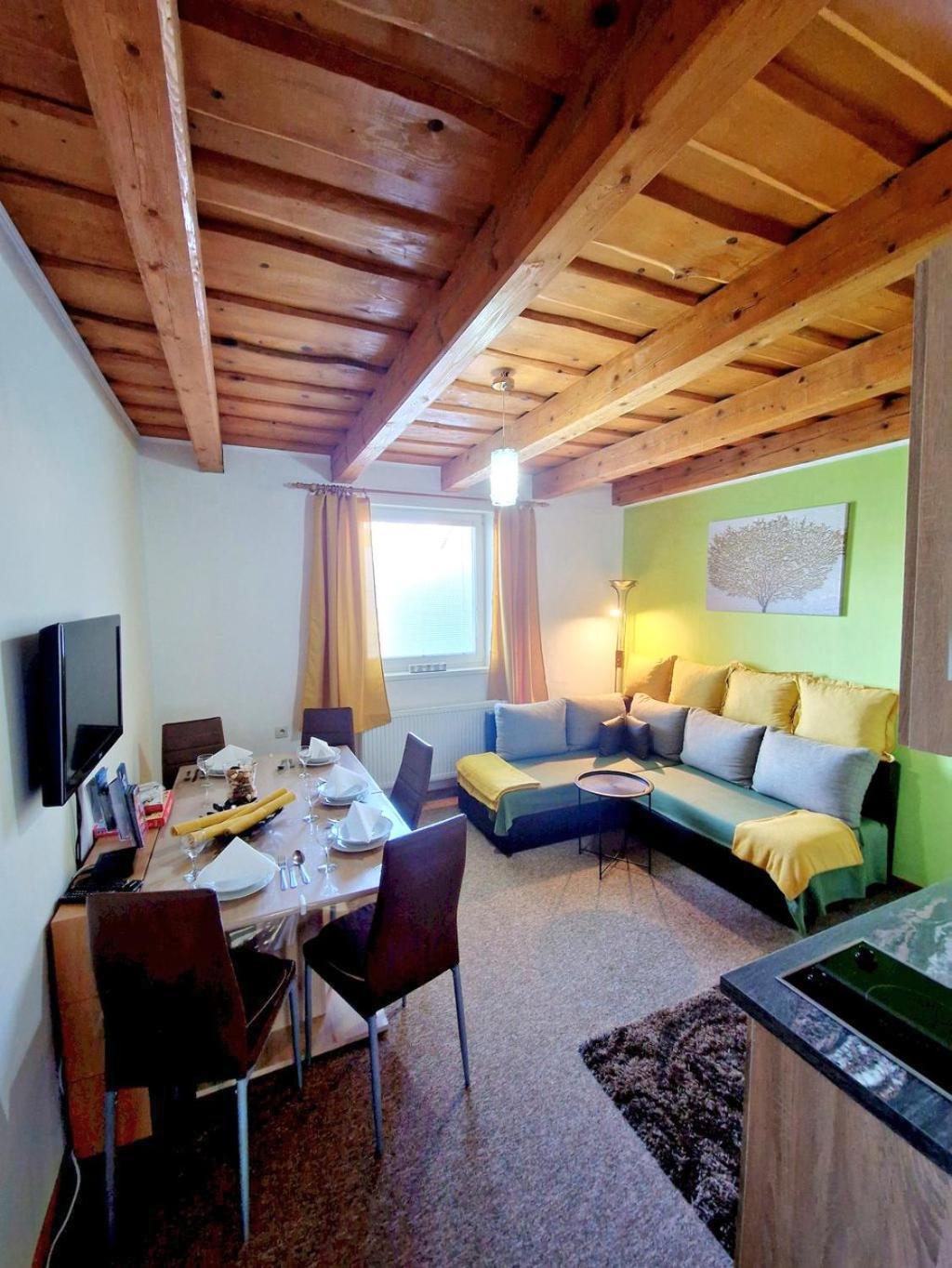 Apartman Erika - Bešeňová Eksteriør billede